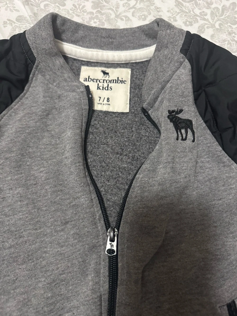 abercrombie kids Gray & Black Quilted Sleeve Bomber and Sage Hooded sweater
